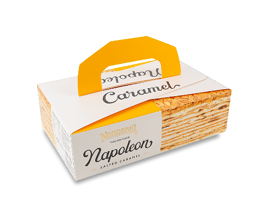 Торт Nonpareil «Наполеон» з солоною карамеллю
